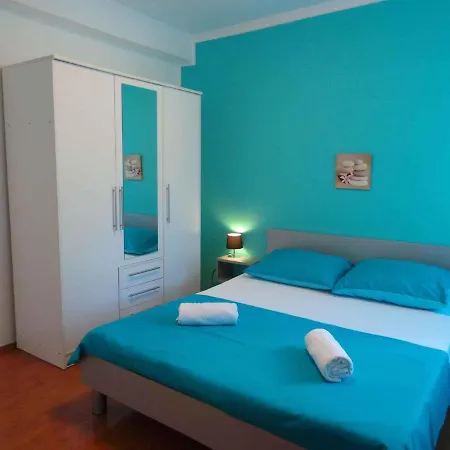 Two-bedroom In Pula Xii