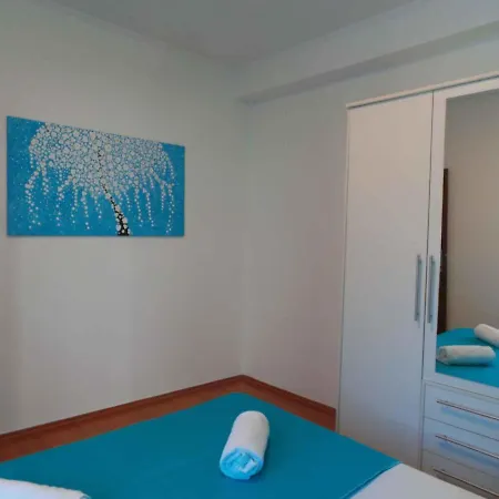 Two-bedroom In Pula Xii * Vintijan
