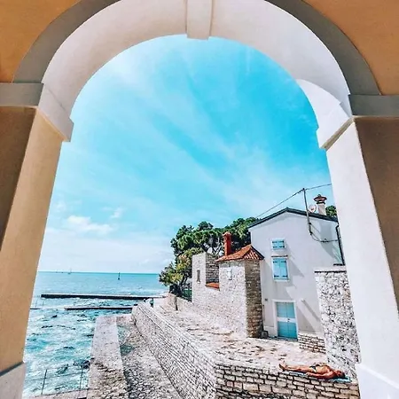Two-bedroom In Pula Xii *